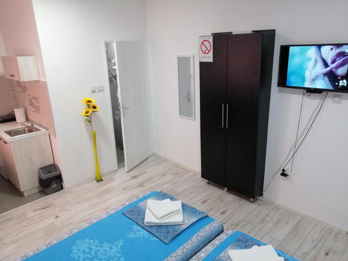 Mitic Apartmani 1 Ni Exteriör bild