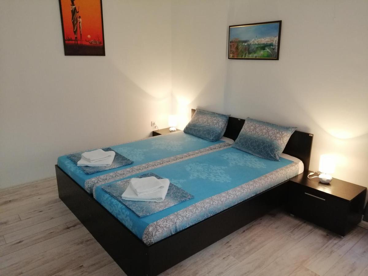 Mitic Apartmani 1 Ni Exteriör bild