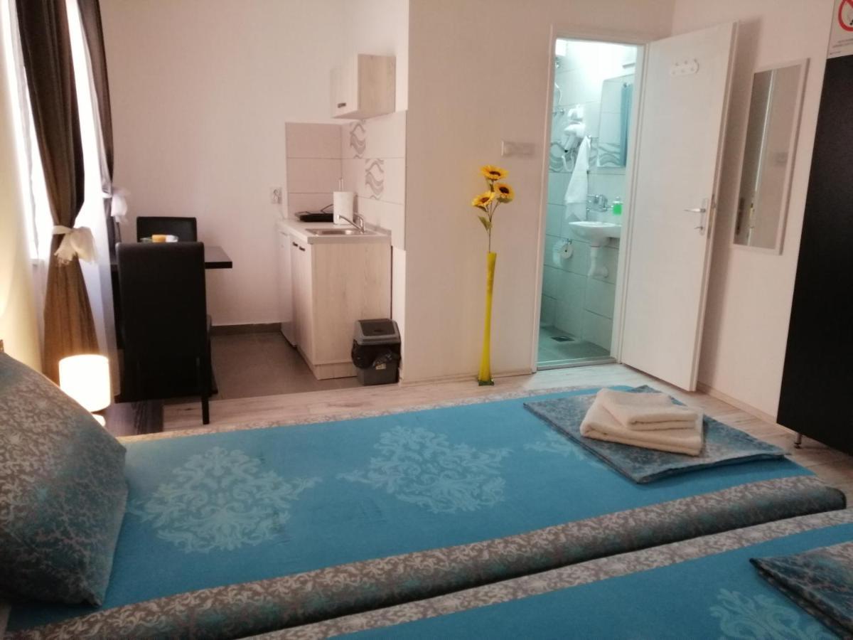 Mitic Apartmani 1 Ni Exteriör bild