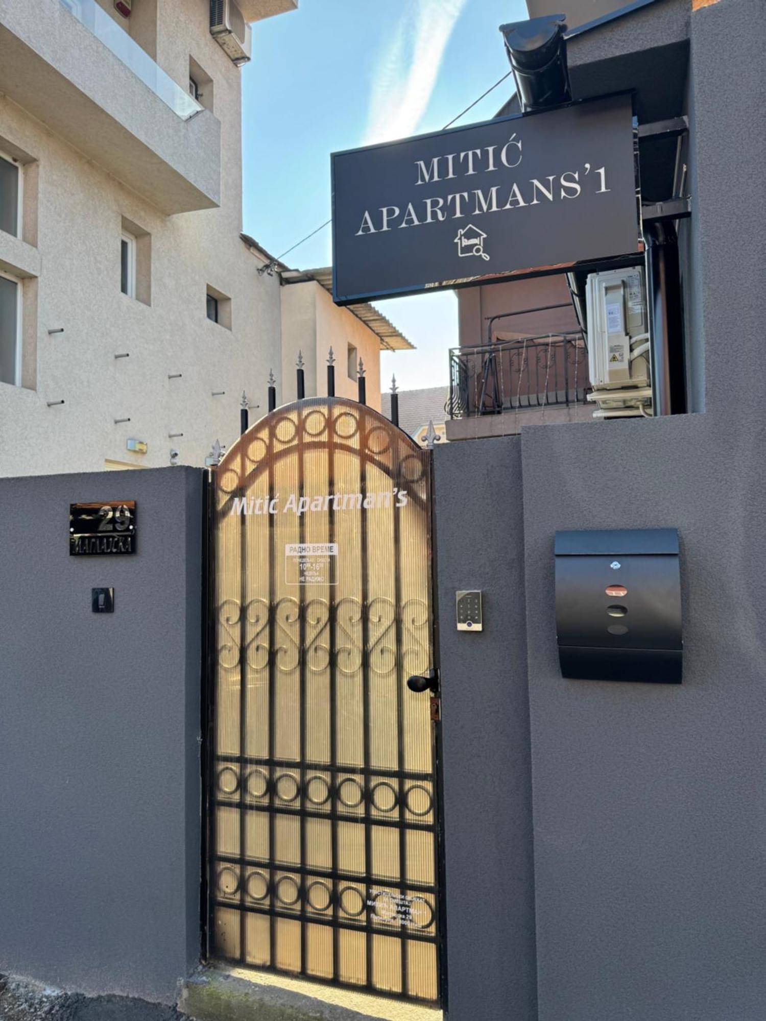 Mitic Apartmani 1 Ni Exteriör bild